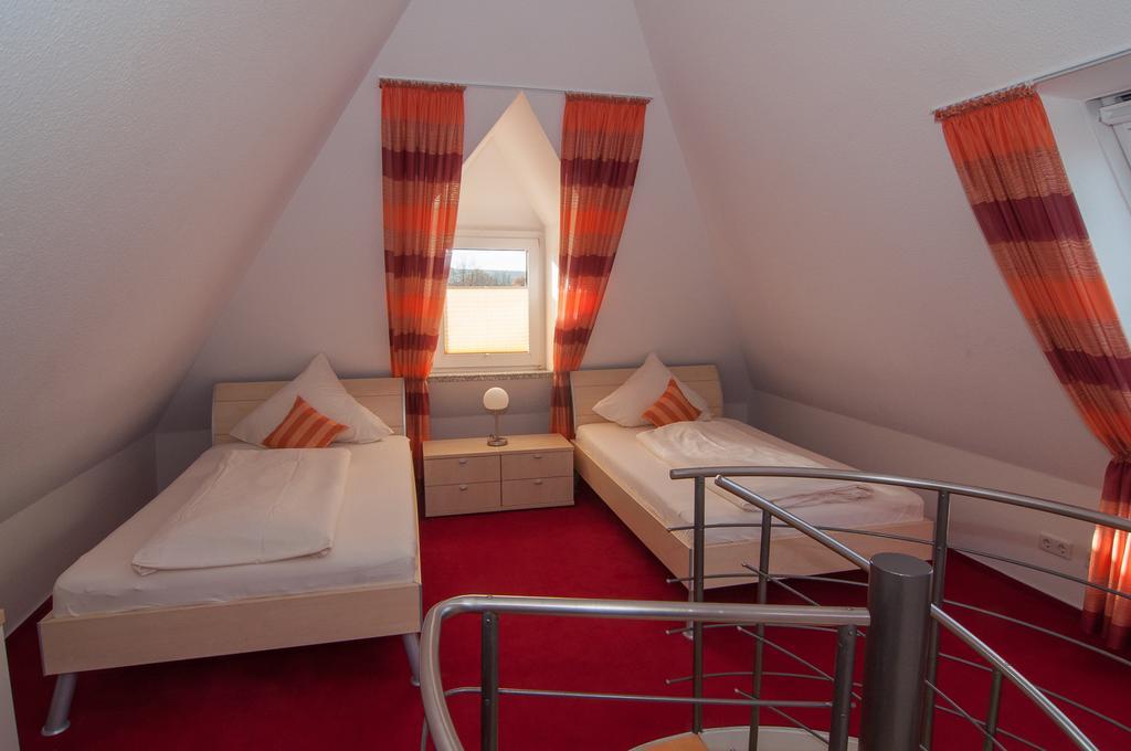 Haus Siegfried Appartements 크산텐 객실 사진